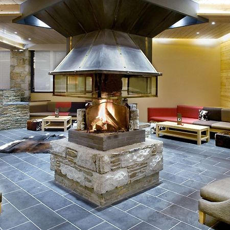 Mercure Saint-Lary Buitenkant foto
