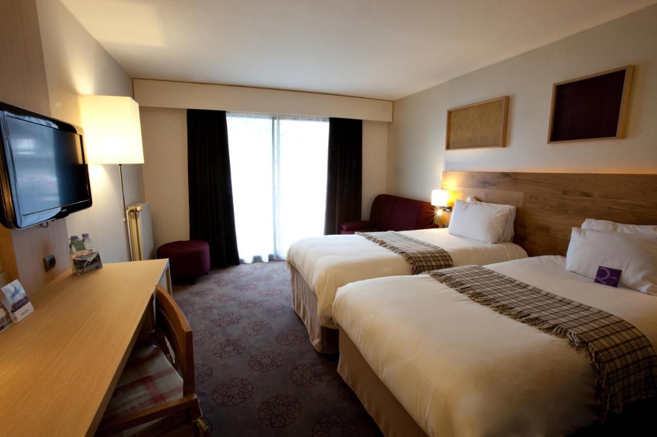 Mercure Saint-Lary Buitenkant foto